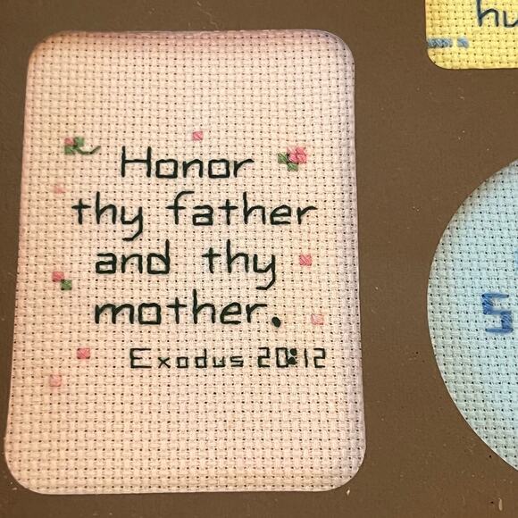 Vintage Framed Cross Stitch Sampler Inspirational Sayings Wall Art 14.5"x11.5" - Picture 5 of 16